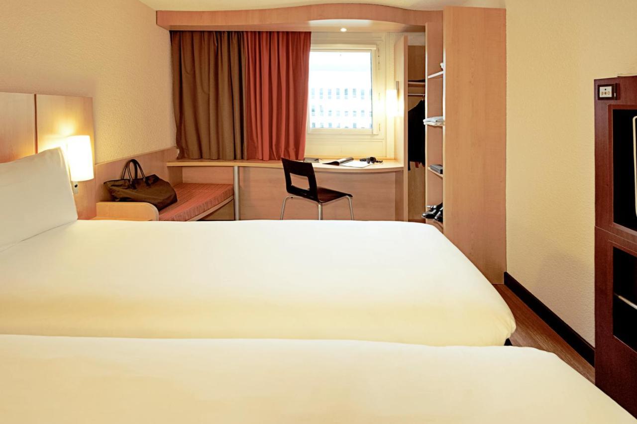 Ibis Oran Les Falaises Luaran gambar