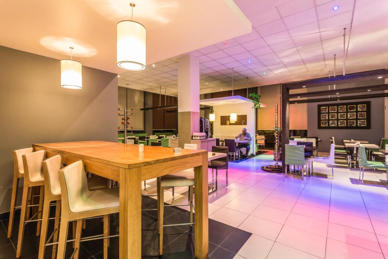 Ibis Oran Les Falaises Luaran gambar