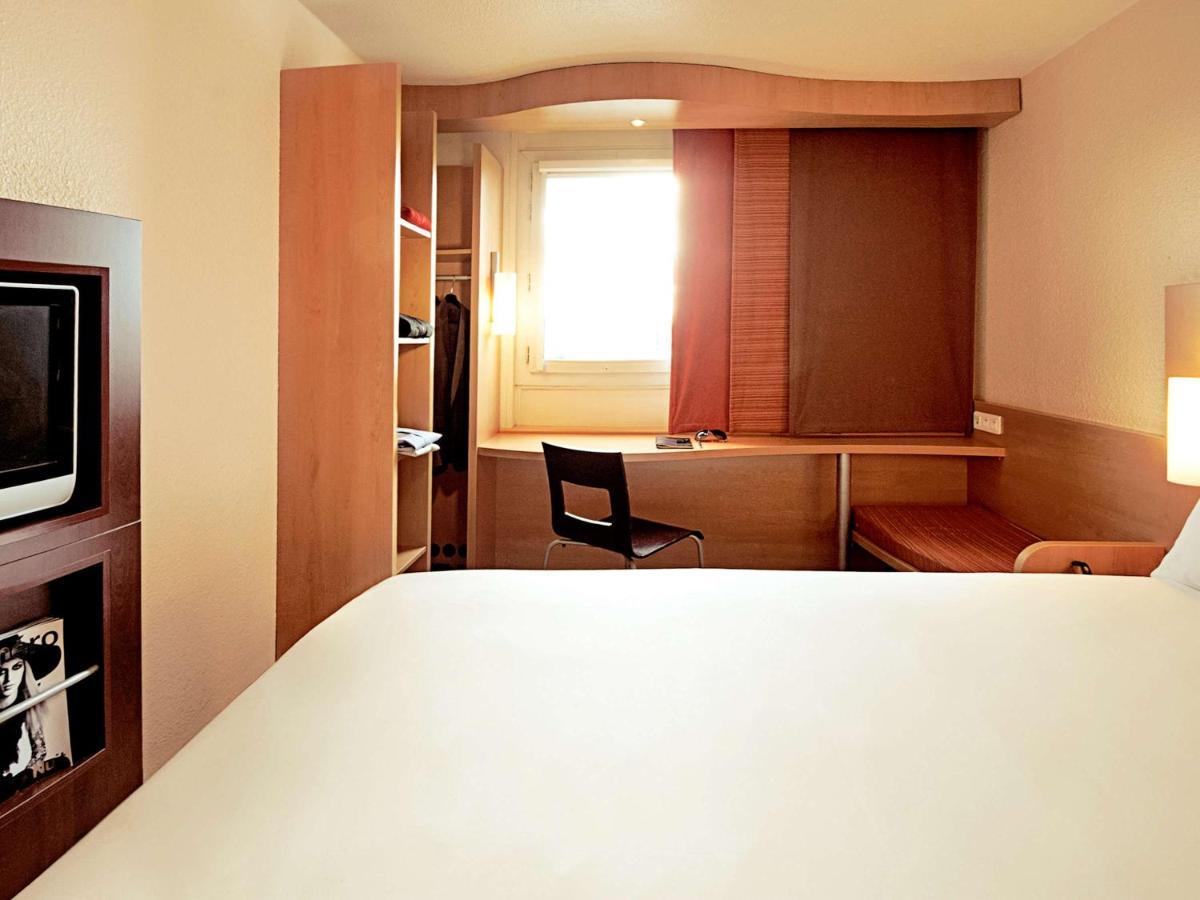 Ibis Oran Les Falaises Luaran gambar